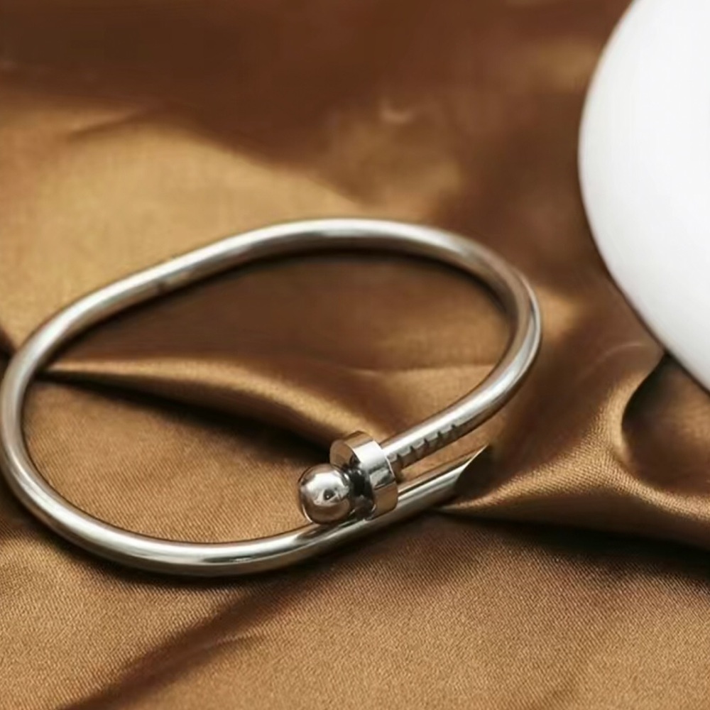 Stainless Steel Nail Ball Shaped Bangle Bracelet in Silver-tone (New!)